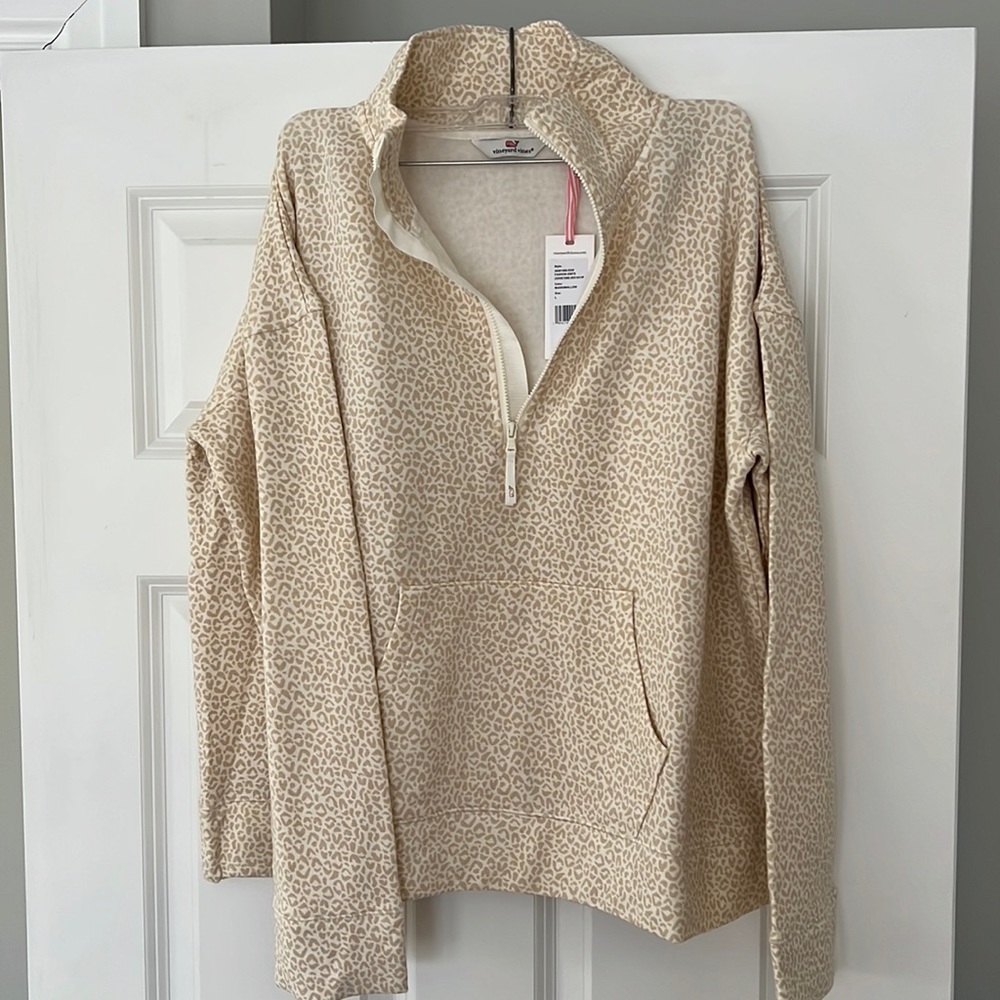 Vineyard Vines leopard print brand new 1/4 zip